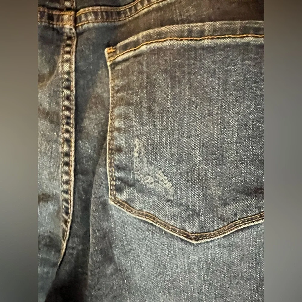🛍️ Fashion Nova High-Rise Denim Flare Jeans | Size 7 | EUC | Retro Boho Vibes ☀️ - Picture 10 of 11